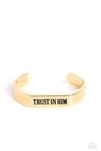 Load image into Gallery viewer, Trusting Trinket - Gold (Men&#39;s Bracelet)
